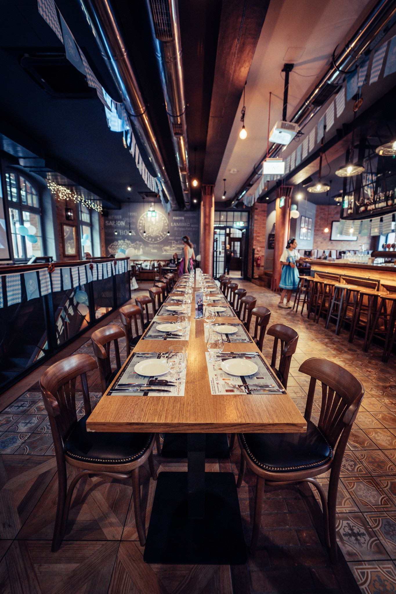 🍽️ Browar & Restauracja PG4 Gdańsk, Gdańsk - booking table online w ...